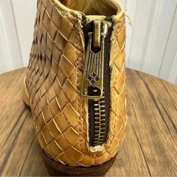 Patricia Nash Rosetta Peep-Toe Ankle Boots Italian Leather Tan Brown Size 10 - Picture 11 of 16